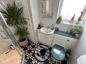 Photo 17- click for photo gallery